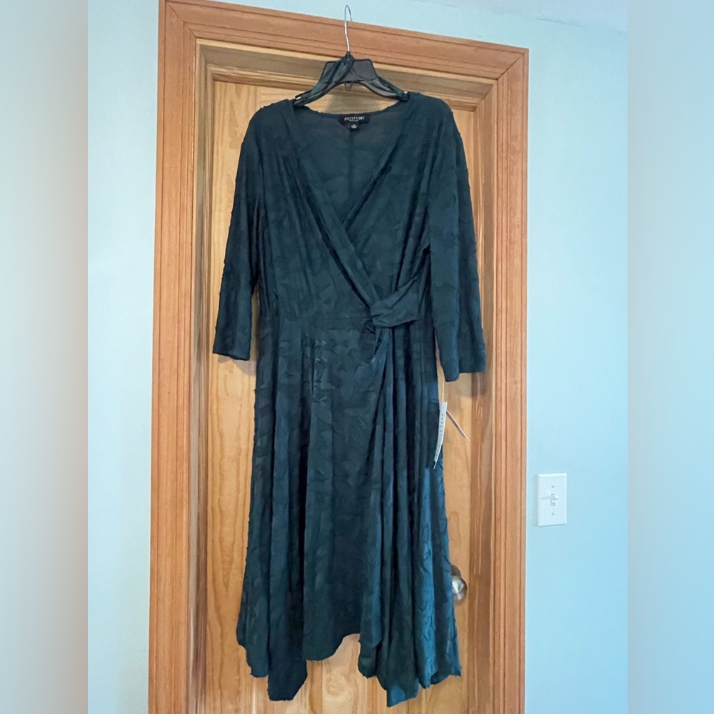 Perceptions NY Green Faux wrap dress